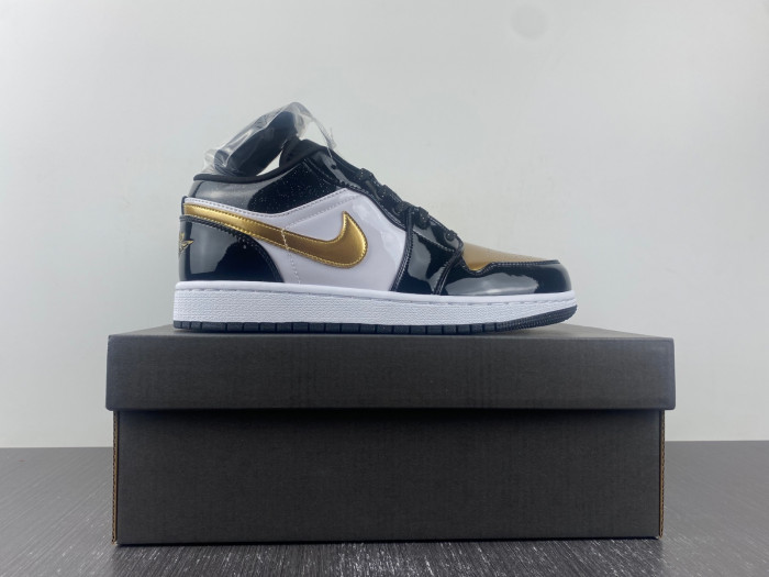 jordan 1 low se gold toe  - dr6970-071