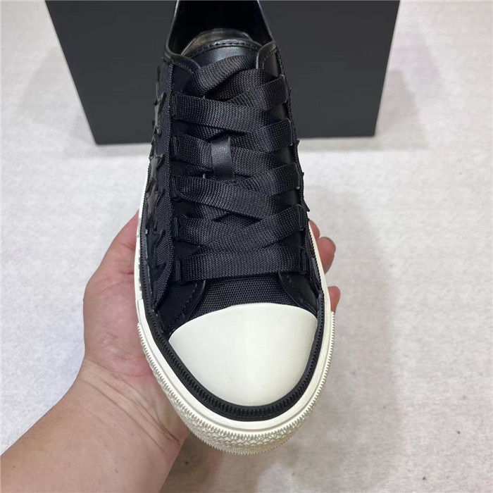 a*iri low sneakers