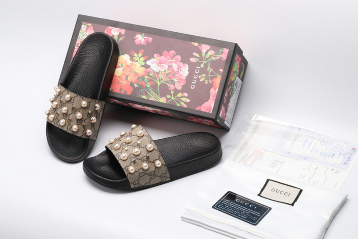 gucc slippers