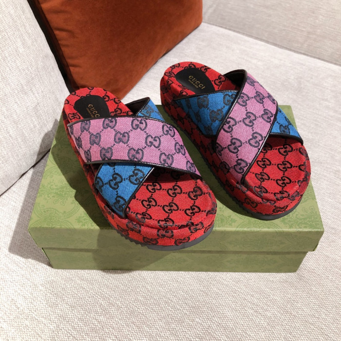 gucc slippers