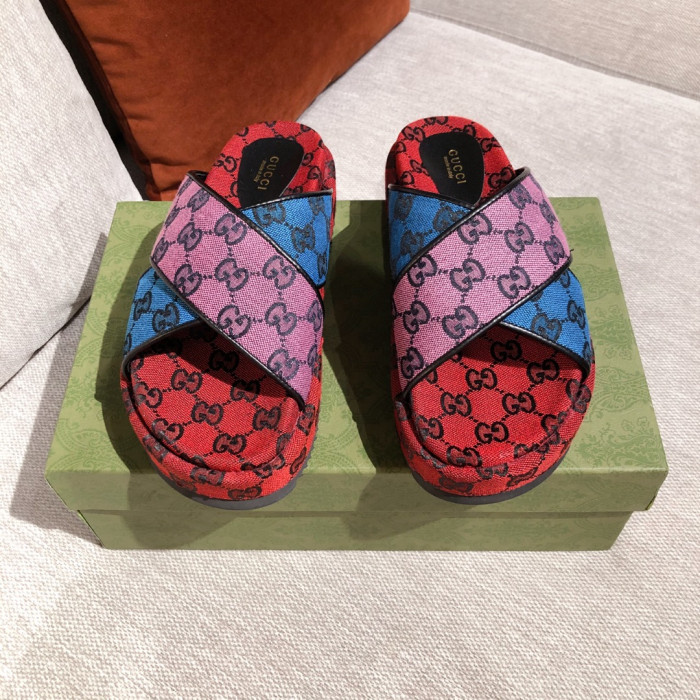 gucc slippers