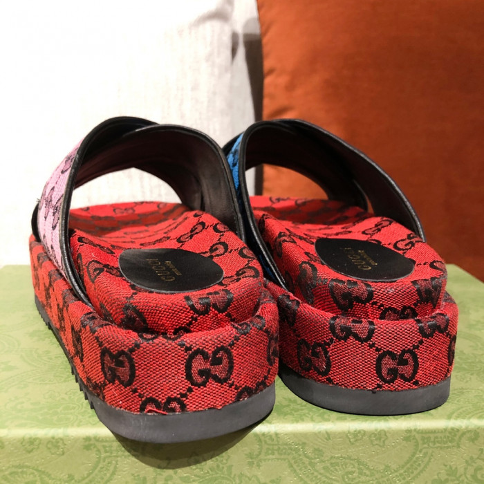 gucc slippers
