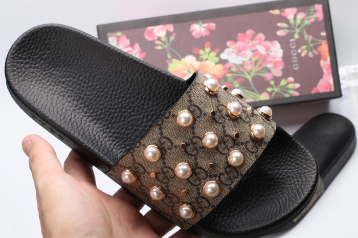 gucc slippers