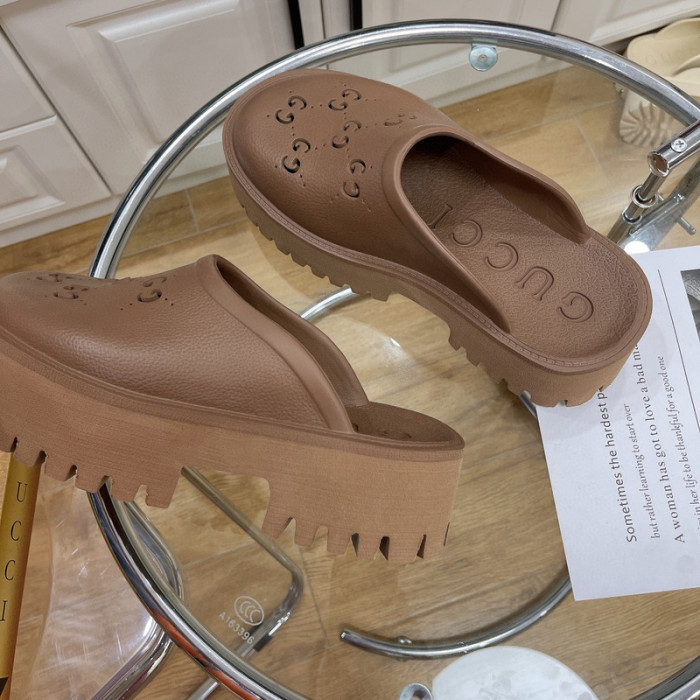 gucc slippers