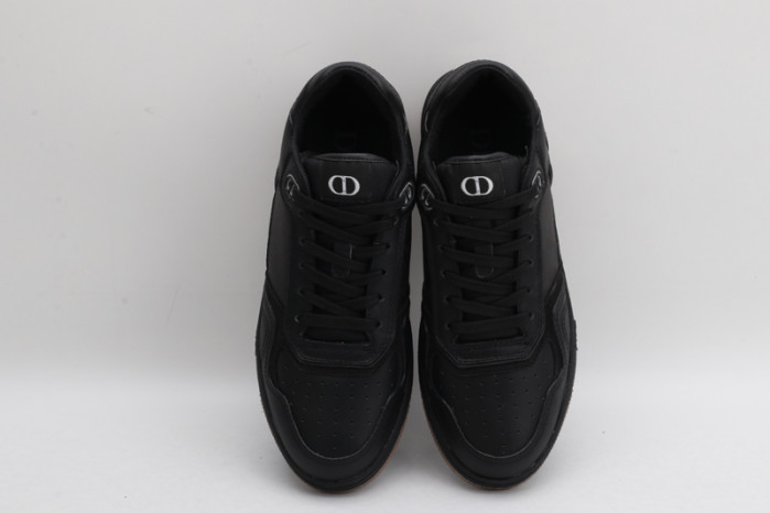 d10r b27 sneaker