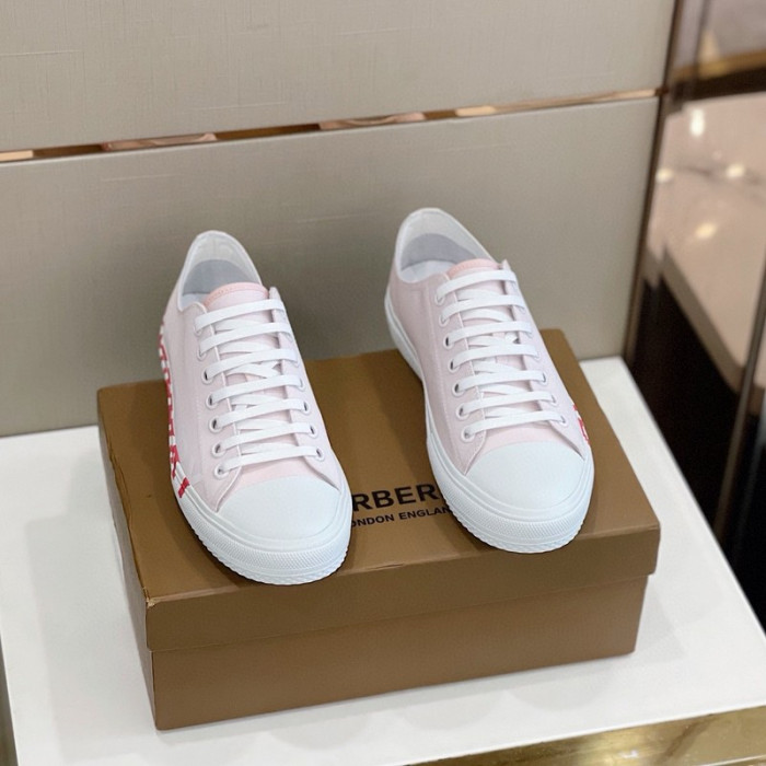 bur sneaker