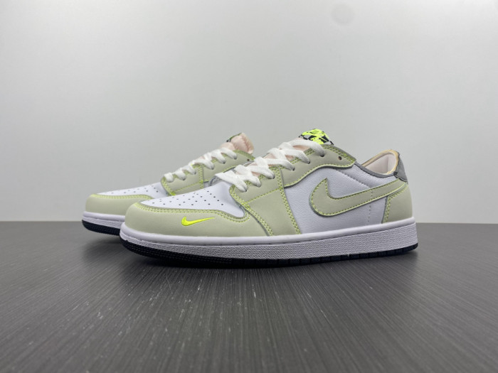 air jordan 1 low og white/ghost green-black dm7837-103