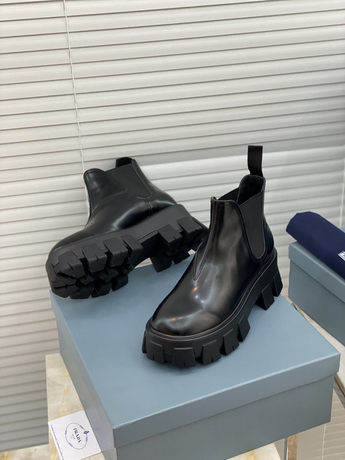 pra_da boots