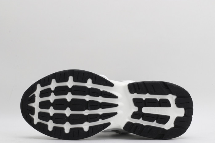 amiri bone runner