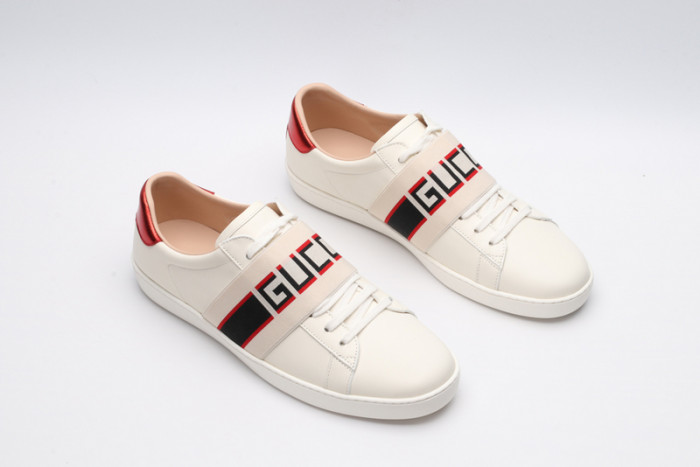 gucc ace embroidered low-top sneaker