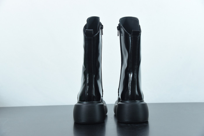 Bo*te*ga ve*ne*ta boots