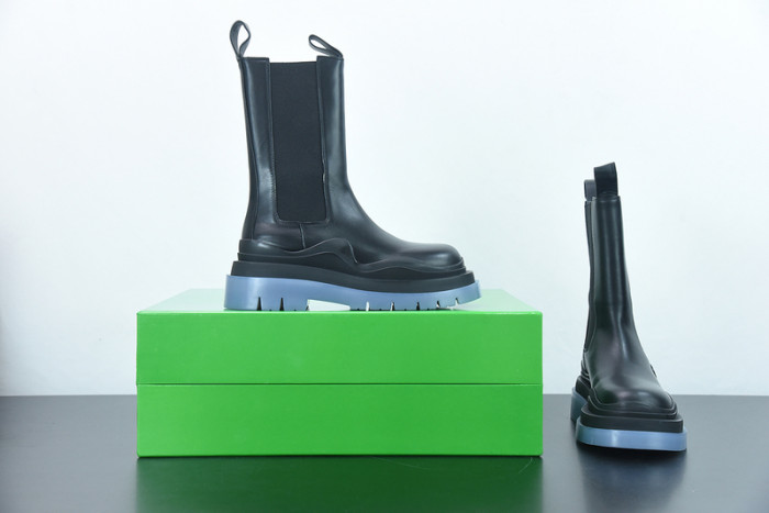 Bo*te*ga ve*ne*ta boots