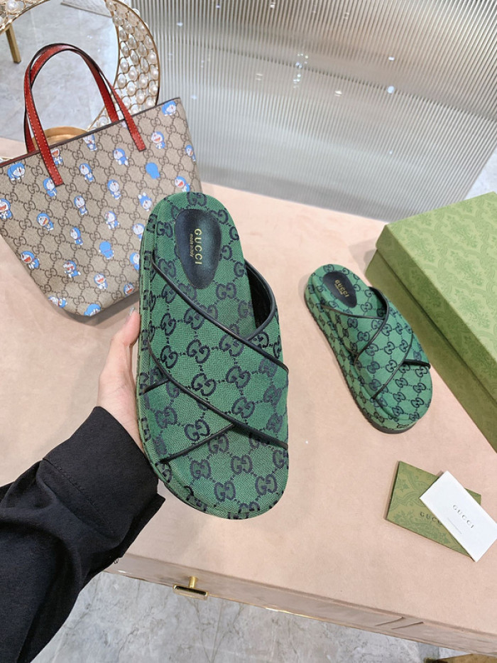 gucc slippers