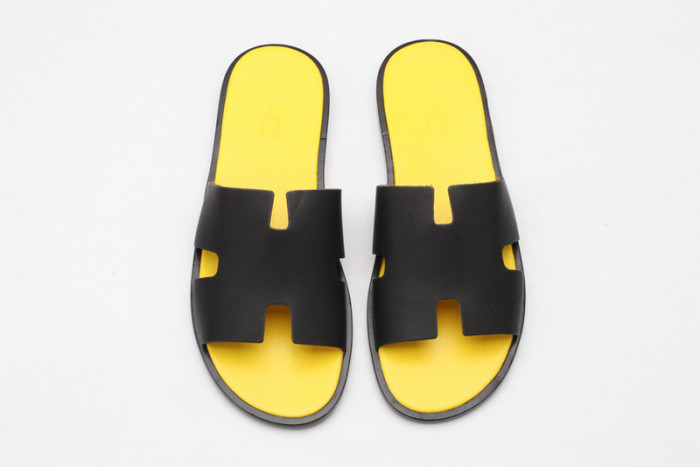 herm*s slippers