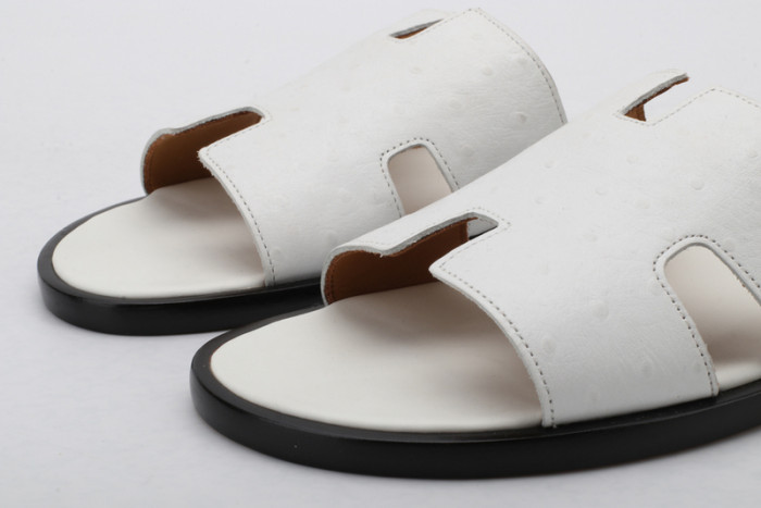 herm*s slippers