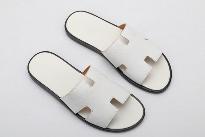 herm*s slippers