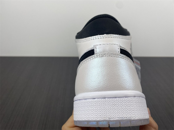 air jordan 1 mid white black diamond dh6933-100