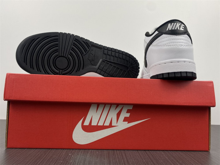 nike sb dunk low white black running shoes dd1503-113