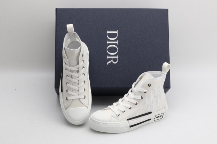 d10r b23 homme kaws high top sneaker