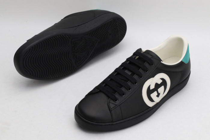 gucc ace embroidered low-top sneaker