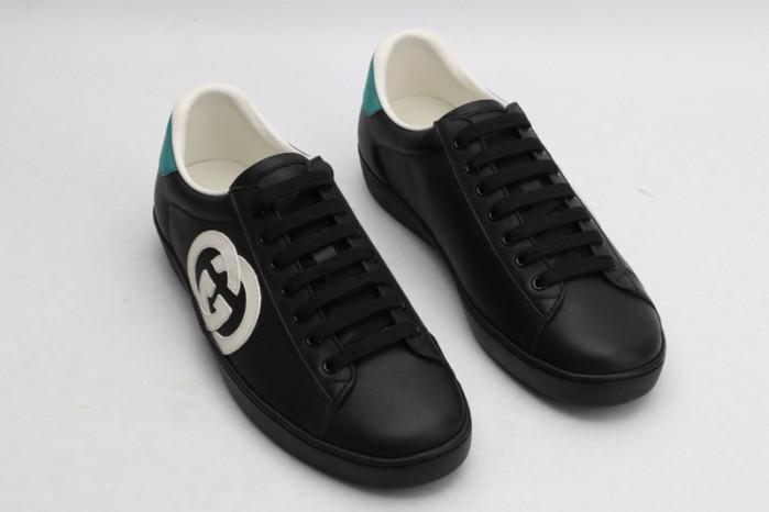gucc ace embroidered low-top sneaker