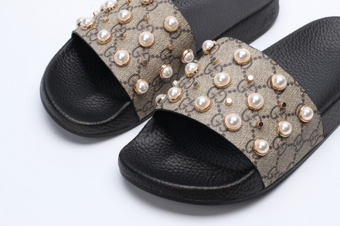 gucc slippers