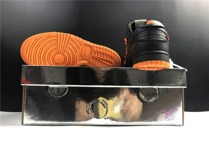 ofw x nike dunk low ct0856-005