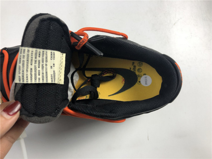 ofw x nike dunk low ct0856-005