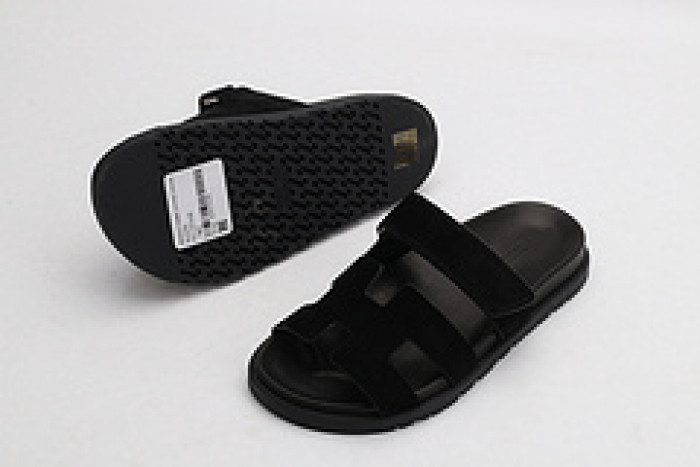 herm*s  slippers