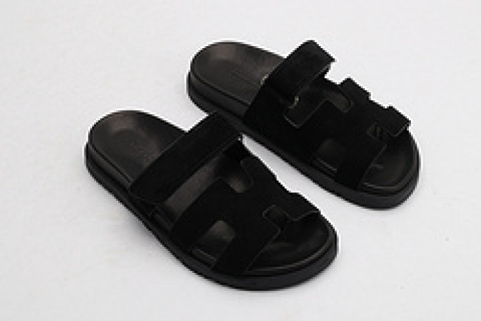 herm*s  slippers