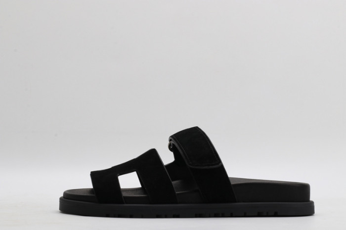 herm*s  slippers