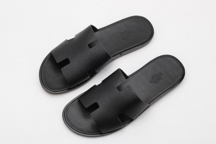 herm*s slippers