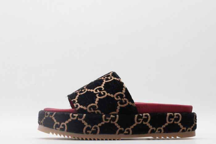 gucc slippers