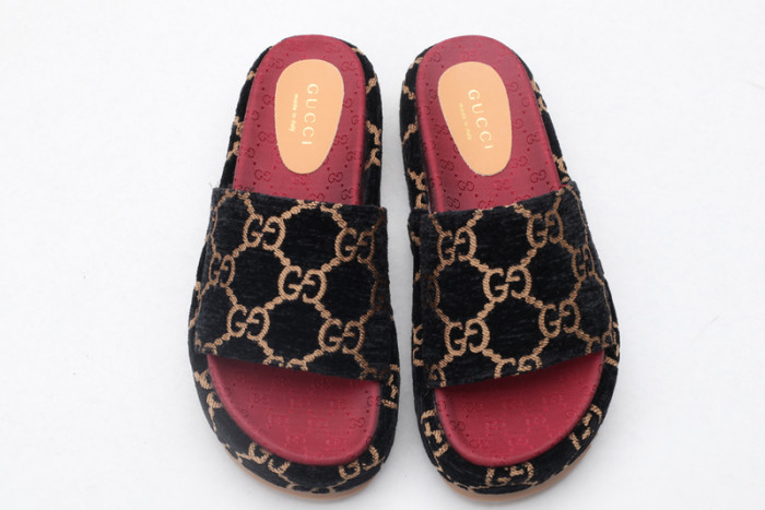 gucc slippers