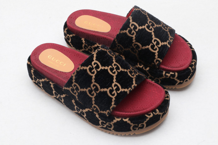 gucc slippers