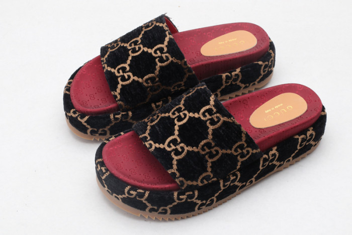 gucc slippers