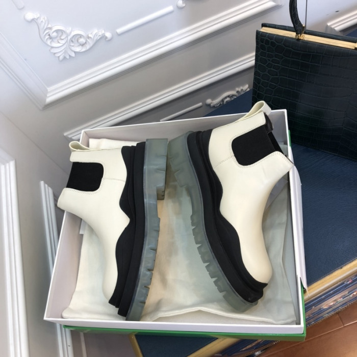 Bo*te*ga ve*ne*ta boots