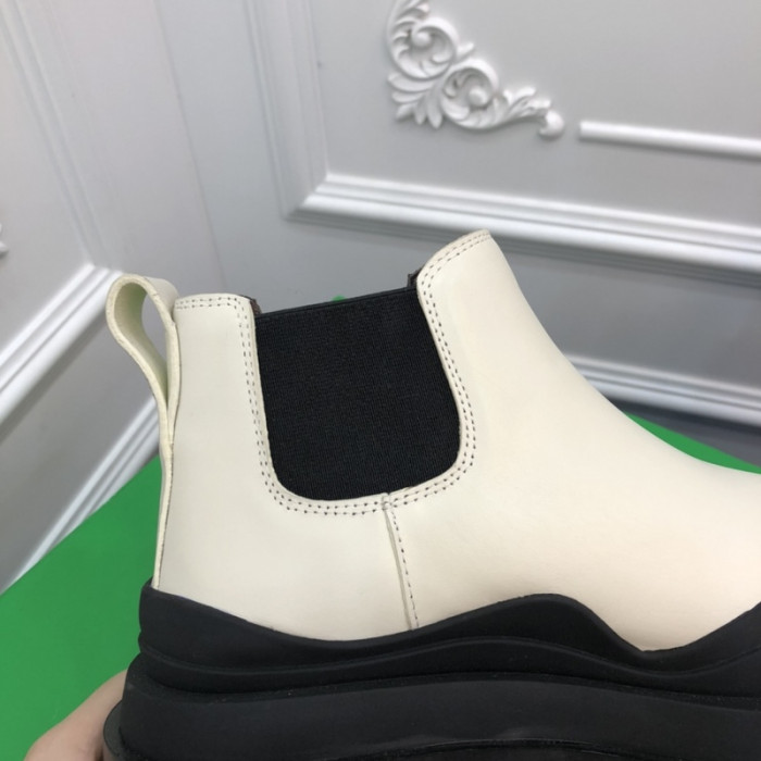 Bo*te*ga ve*ne*ta boots