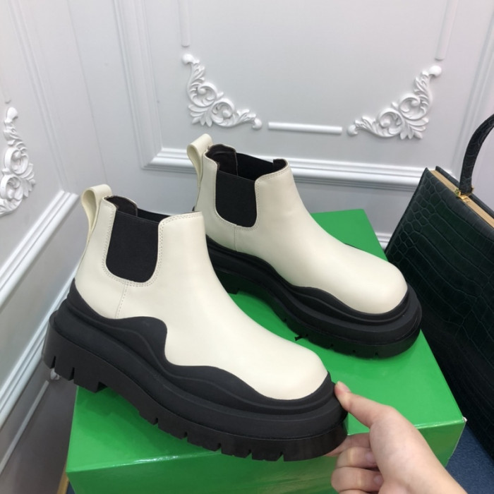 Bo*te*ga ve*ne*ta boots