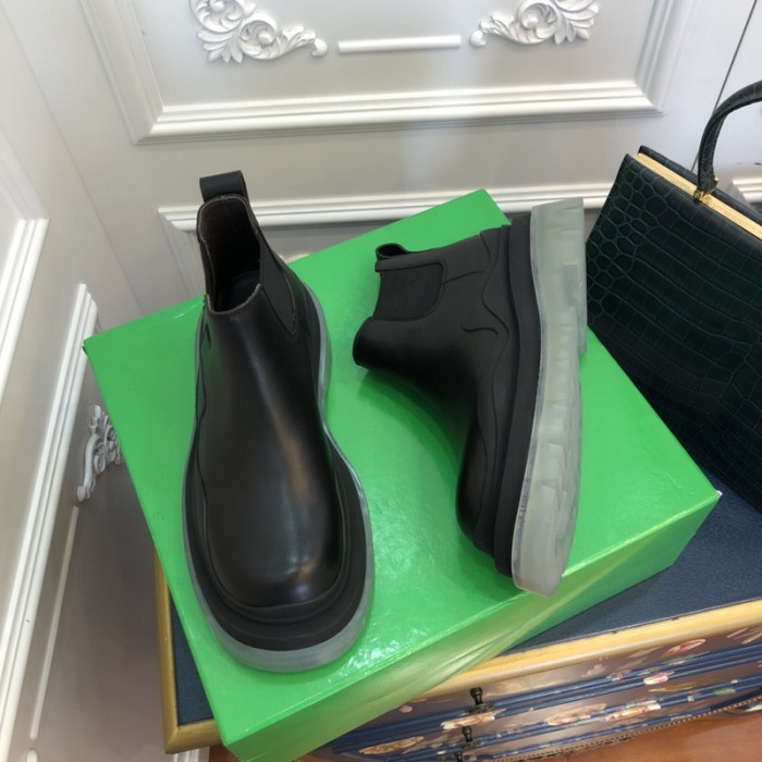 Bo*te*ga ve*ne*ta boots