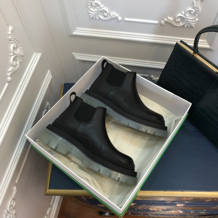 Bo*te*ga ve*ne*ta boots