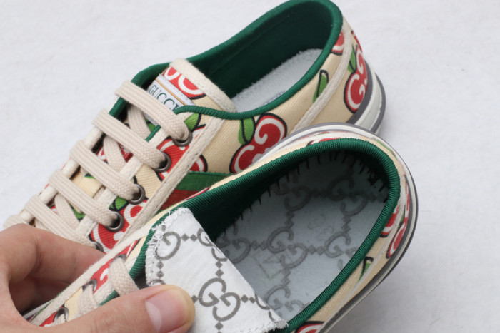 gucc  sneaker