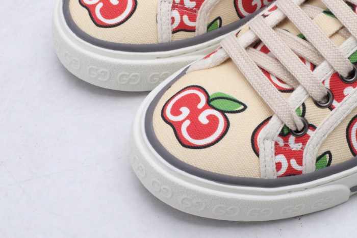 gucc  sneaker