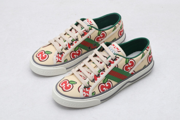gucc  sneaker