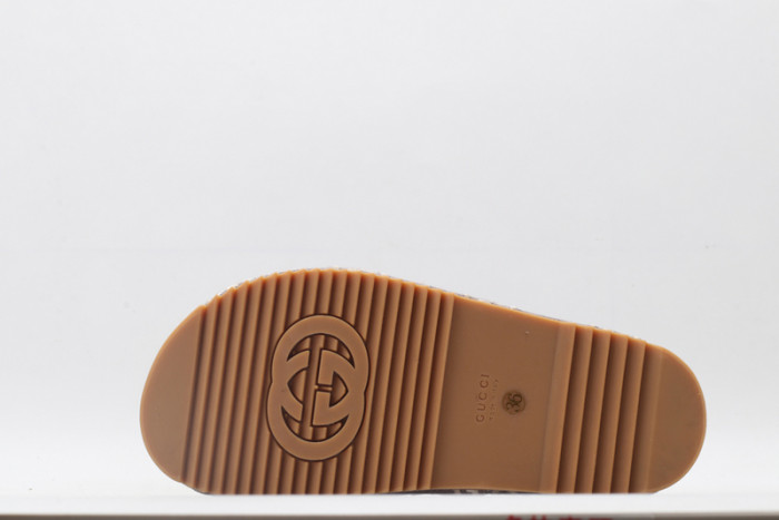 gucc slippers