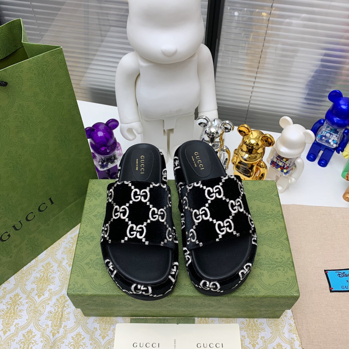 gucc slippers
