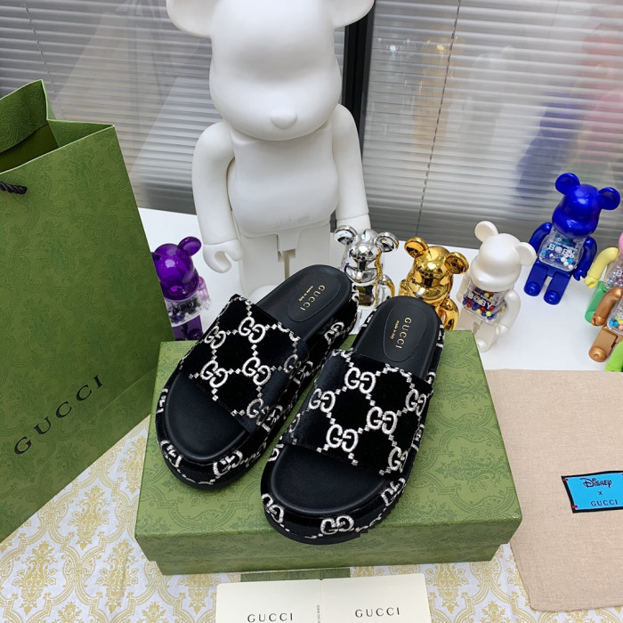 gucc slippers
