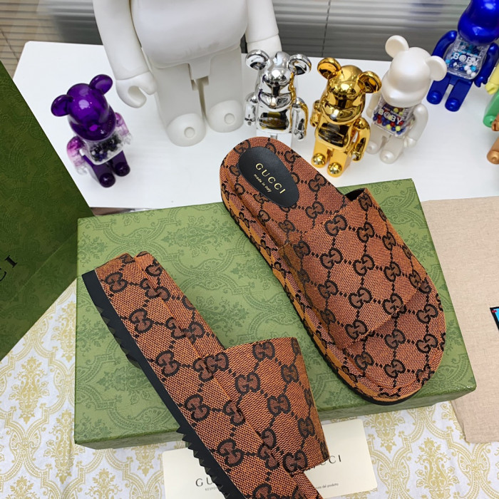 gucc slippers