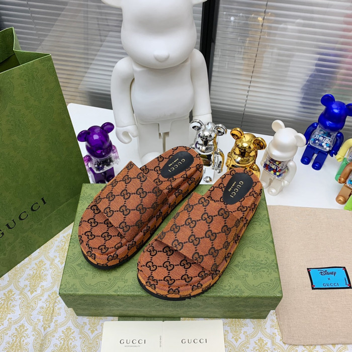 gucc slippers