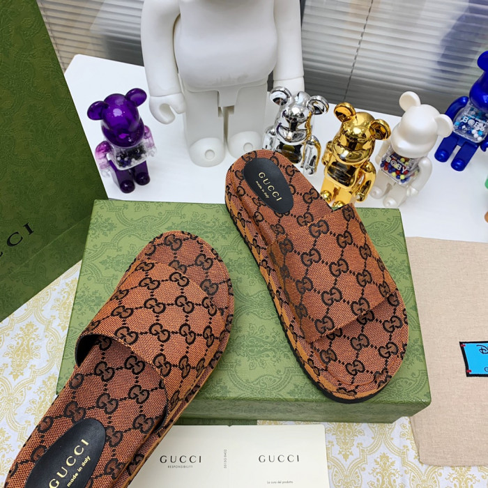 gucc slippers